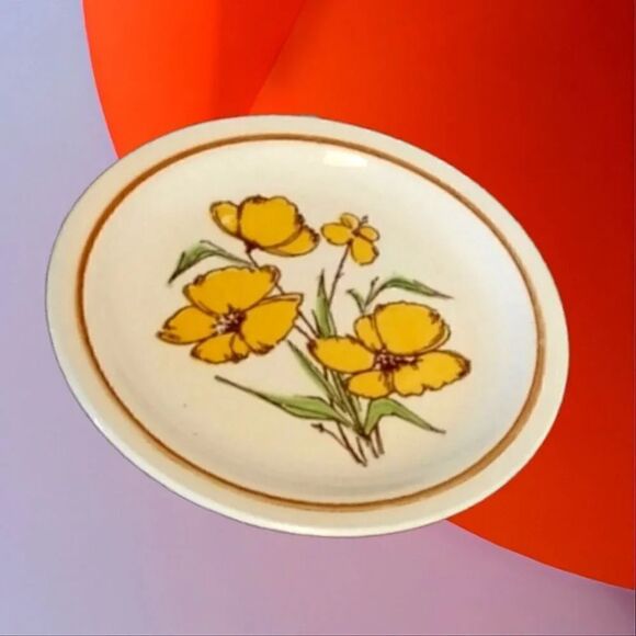 Homer Laughlin Vintage 1979 Yellow Flowers Set of 2 Dinner Plates - Picture 4 of 12